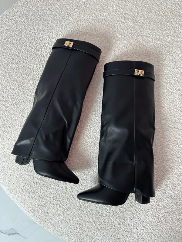 Elegant Heeled Boots in Leather – Chic & Refined Style