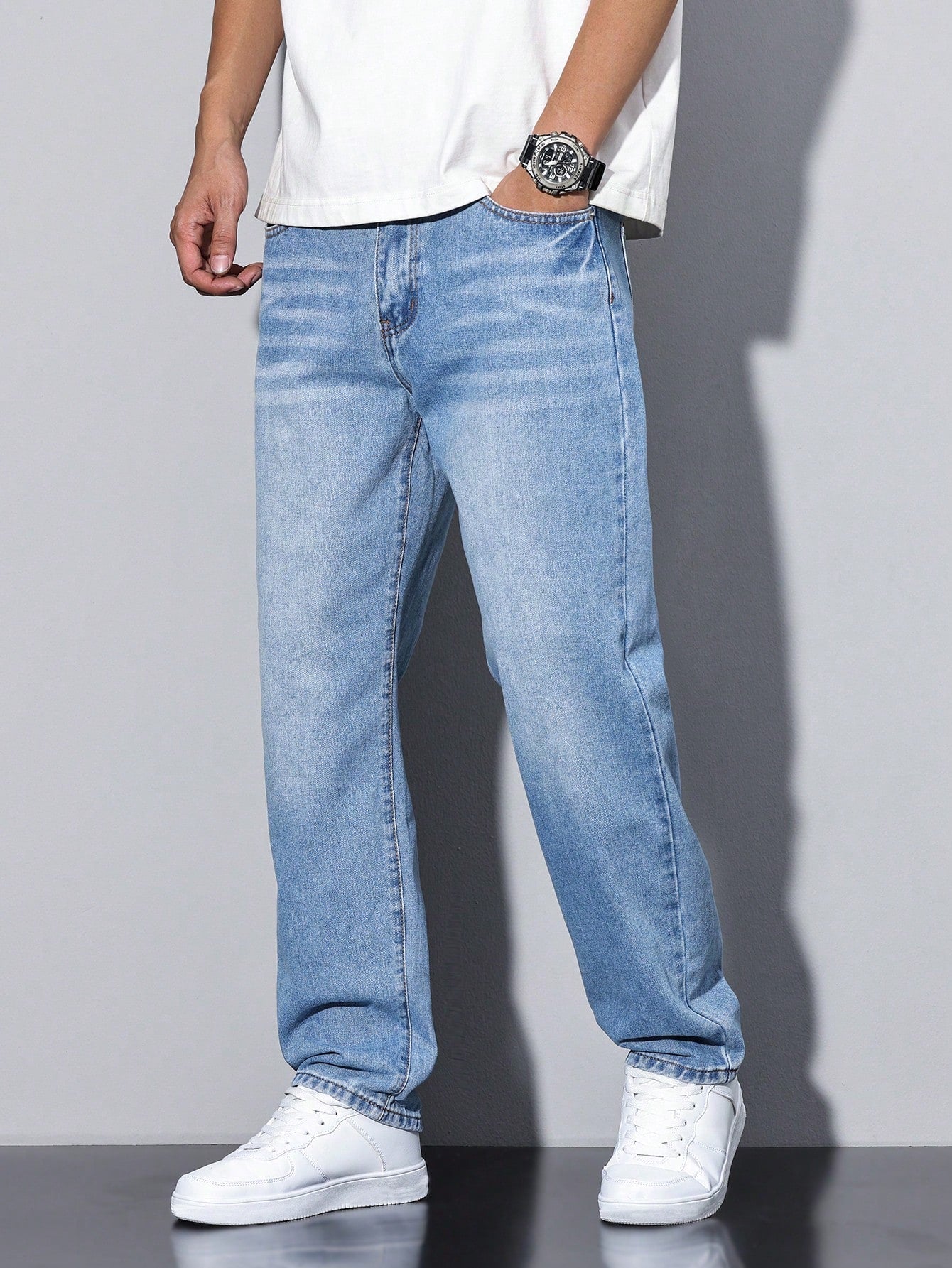 Relaxed Straight Leg Jeans - Everyday Casual Denim Fit