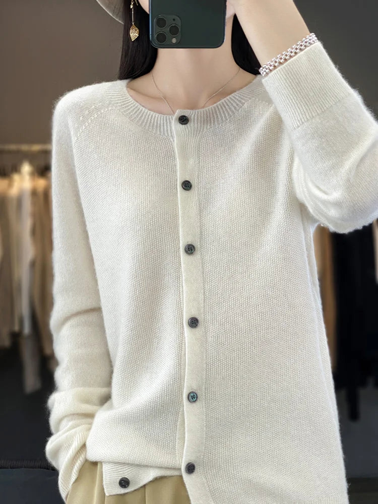 Eleanor | Women's Extra Fine Merino Wool Cardigan – Classic Knitwear