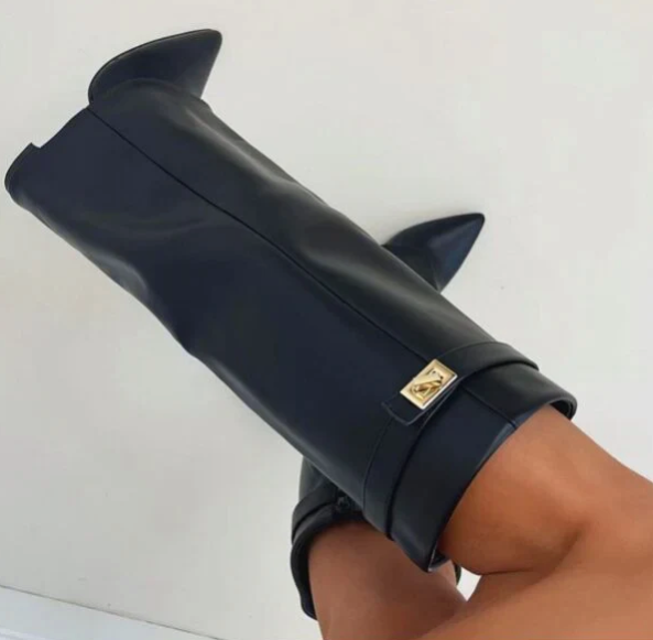 Zohra | Knee-High Boots with Cuff