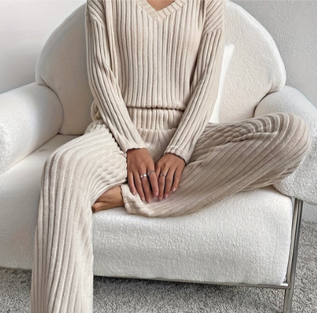 Casual Two-Piece Set for Women - Ideal for Home and Daily Outings