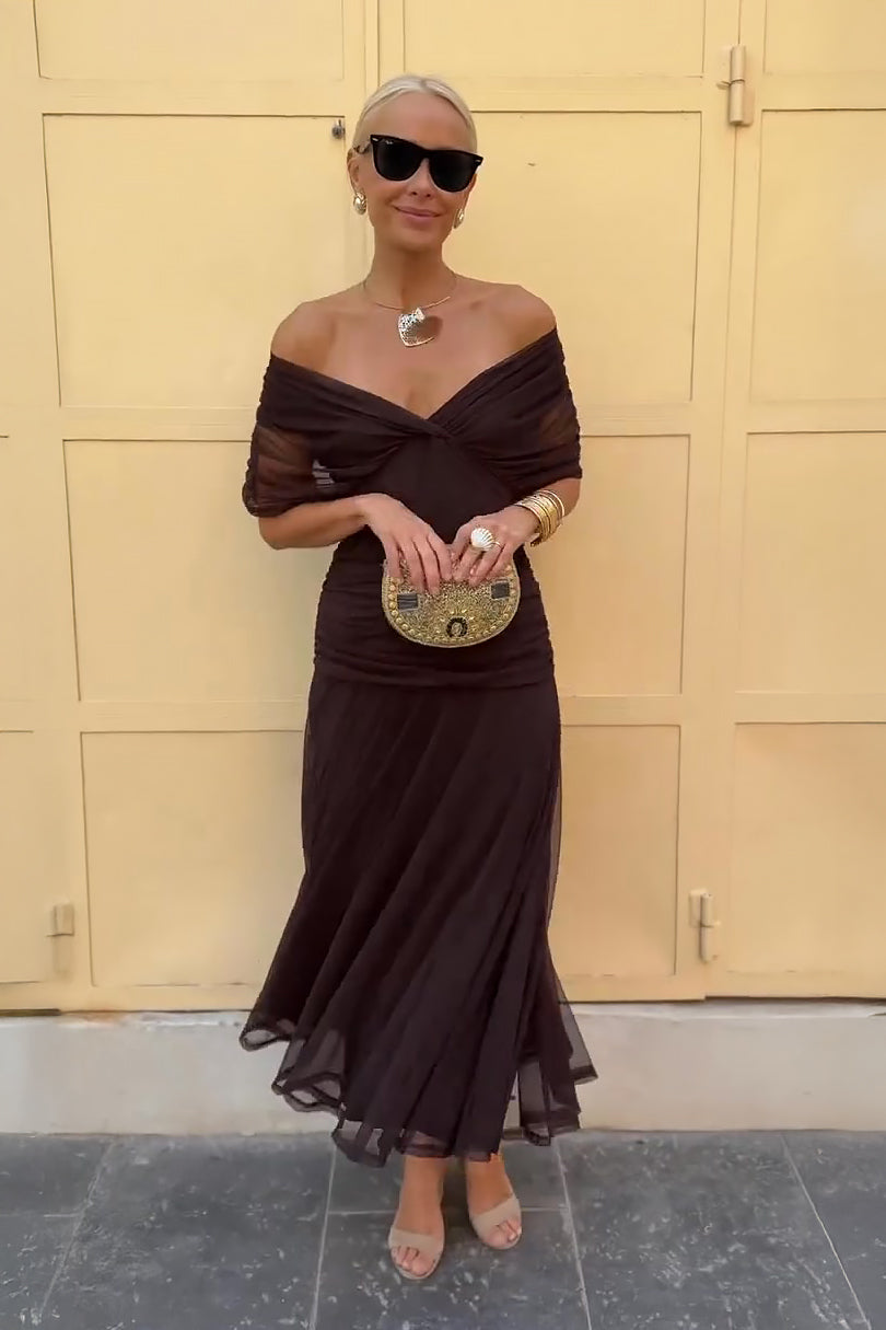 V-Neck Maxi Dress - Sleeveless Occasion Maxi Dress with Flowy Silhouette for Evening Wear and Modern Event Styling