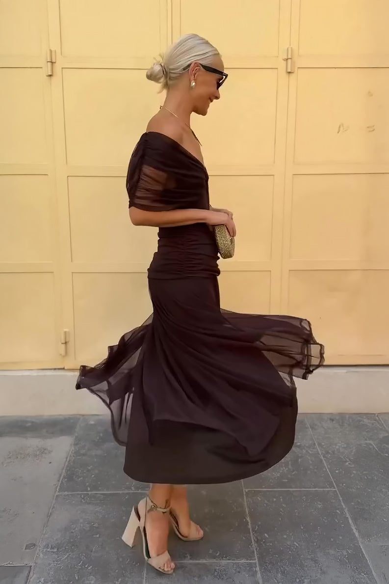 V-Neck Maxi Dress - Sleeveless Occasion Maxi Dress with Flowy Silhouette for Evening Wear and Modern Event Styling