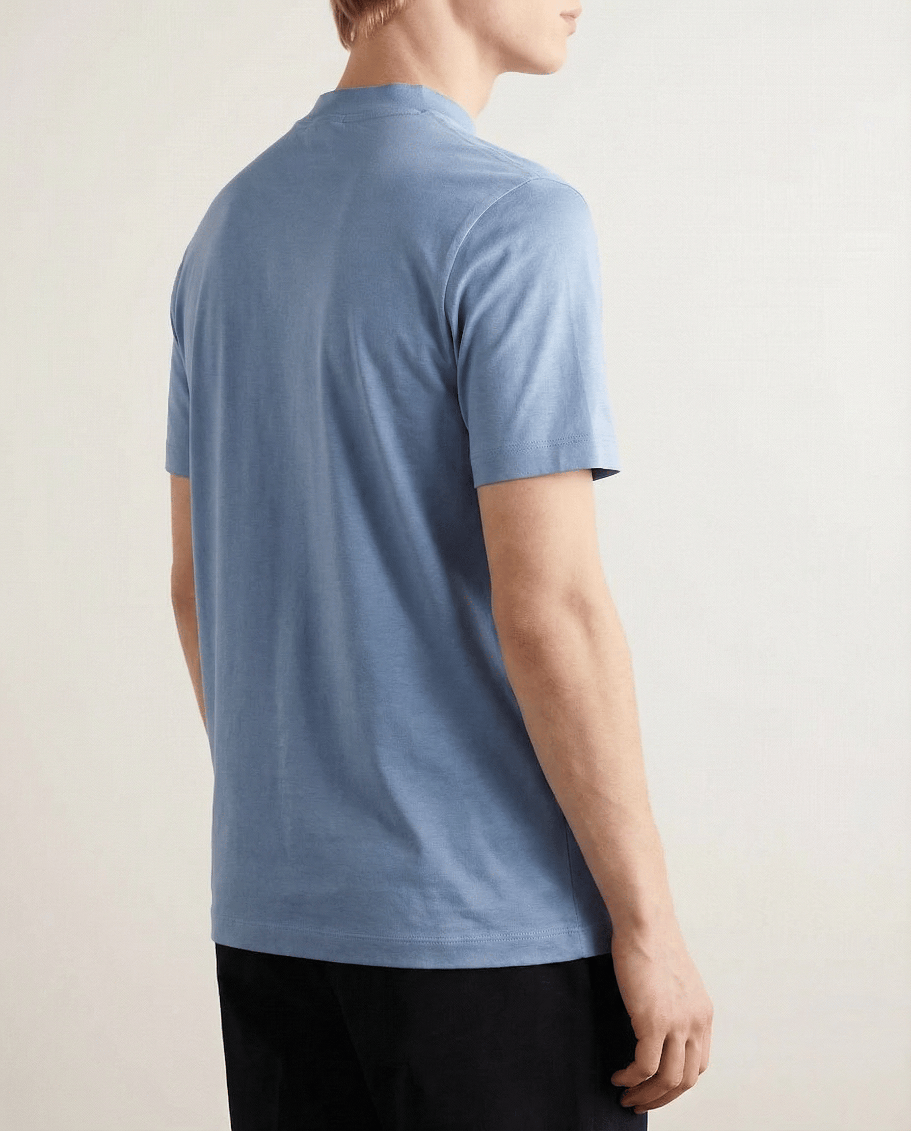 Shiny Crew-Neck T-Shirt – Sleek Casual Style