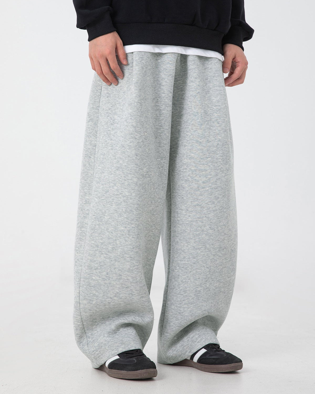 3D Pleated Sweatpants – Relaxed Comfort Fit